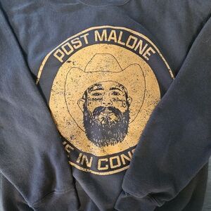 Buckle Black and Gold Graphic Sweatshirt